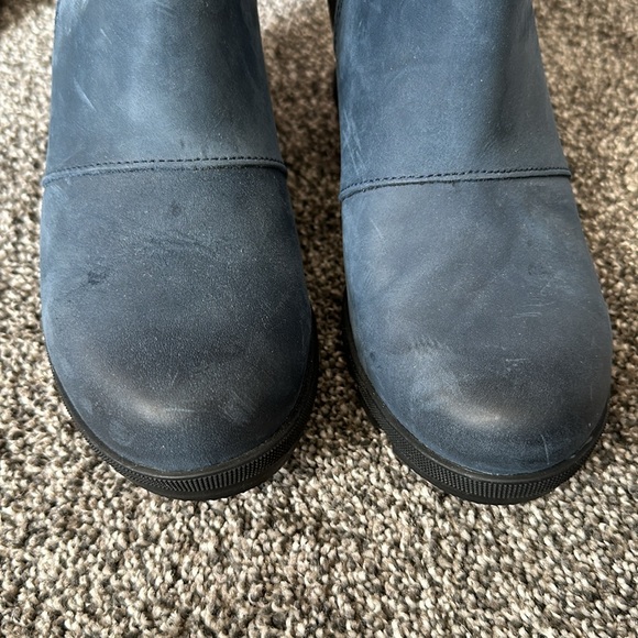 SOREL Wedge Chelsea Boots - Picture 2 of 7